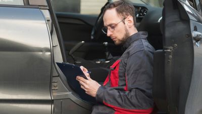 How to run a VIN check before a private sale: NMVTIS and vehicle history